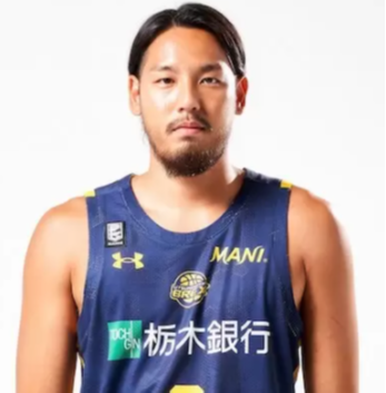 https://img.pepiancai.com/img/basketball/player/89756375ea4d28cc02198d41debbd9ab.png