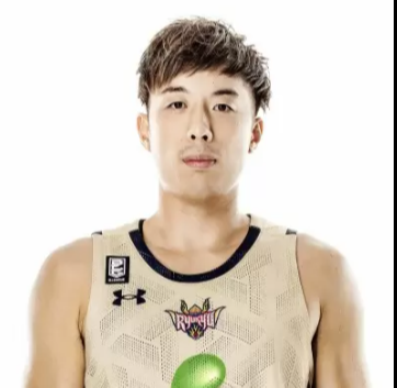 https://img.pepiancai.com/img/basketball/player/9f9d2819e1db9fdba3c26379c9a7a23c.png