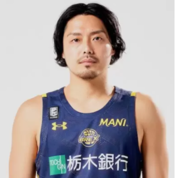 https://img.pepiancai.com/img/basketball/player/c83b1a623761085bb78364195f86ab5e.png